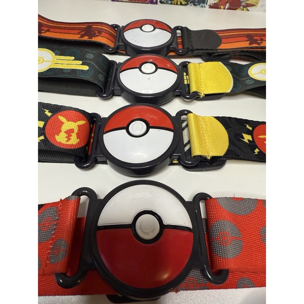 Pokemon Pokeball Belt Lot + Clip Ball & Coin Accessories Bundle Nintendo - Picture 2 of 5